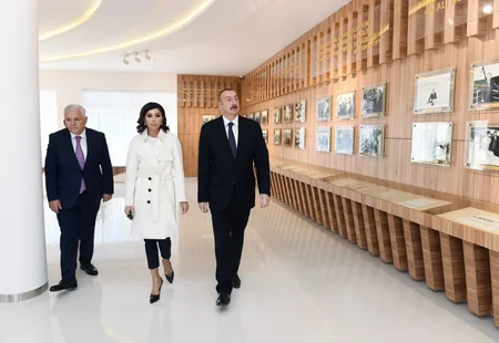 Prezident İlham Əliyev və birinci xanım Şəkidə Heydər Əliyev Mərkəzinin açılışında iştirak ediblər