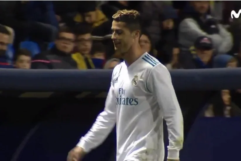 Ronaldu matçda dəyişiklikdən sonra onu çəkən operatora narazılıq edib