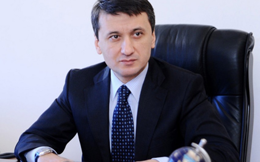 Azər Qasımov: Azərbaycanda bəzi QHT-lər mütəmadi olaraq qanunun tələblərini pozur