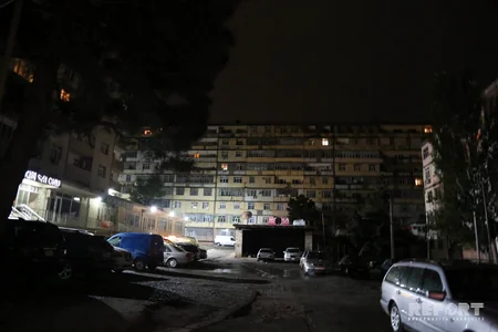 Azərbaycan Tibb Universitetinin tələbəsi 4-cü mərtəbədən yıxılaraq ölüb - FOTO - VİDEO - YENİLƏNİB