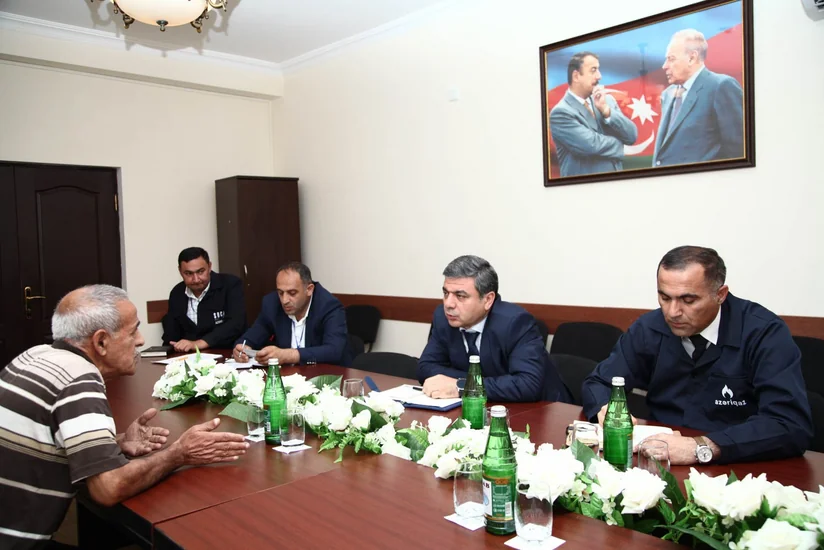 “Azəriqaz”ın rəhbərliyi bölgələrdə vətəndaşları qəbul edib