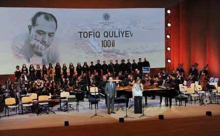 Heydər Əliyev Mərkəzində Xalq Artisti Tofiq Quliyevin 100 illik yubiley gecəsi keçirilib