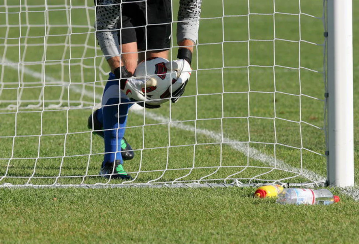 Monteneqroda futbol klubunun qapıçısı məşq zamanı güllələnib