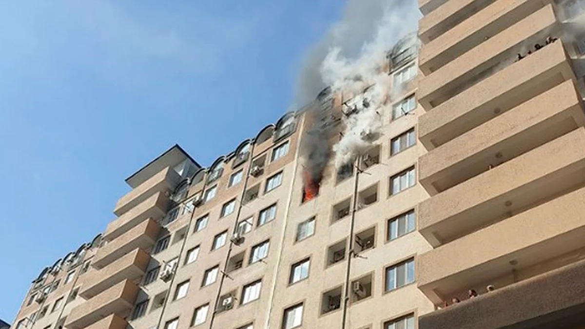 Xırdalanda Kristal Abşeron 1 yaşayış kompleksində yanğın söndürülüb - YENİLƏNİB-2