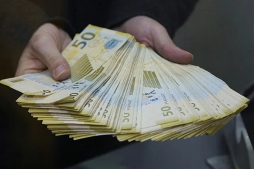 Azərbaycanda toplanan​ gömrük rüsumlarının həcmi kəskin azalıb