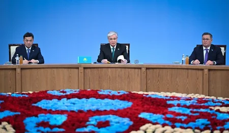 Kazakhstan willing to create transport hub in Kuryk port with China