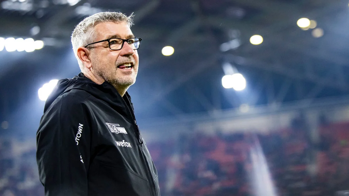 Bundesliqa klubu baş məşqçisi ilə yollarını ayırıb