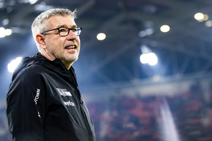 Bundesliqa klubu baş məşqçisi ilə yollarını ayırıb