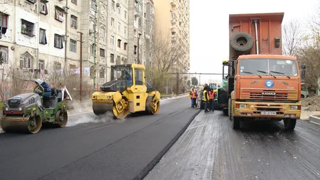 Bakıda daha bir yol əsaslı təmir edilir