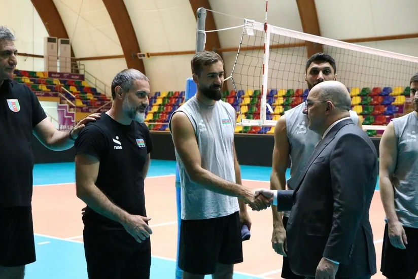 AVF prezidenti Azərbaycanın voleybol yığmasının üzvləri ilə görüşüb