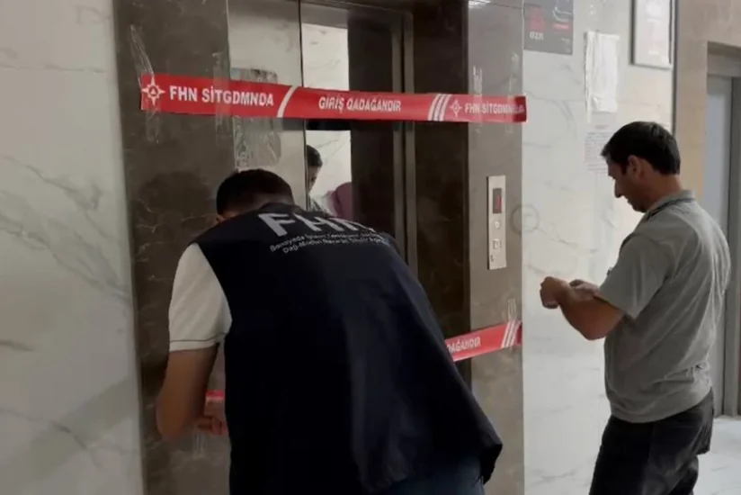 FHN Bakıda qəzalı vəziyyətə düşən çoxmərtəbəli binanın liftinin istismarını dayandırılıb