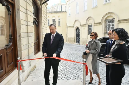 President Ilham Aliyev attends opening of Marionette Theatre