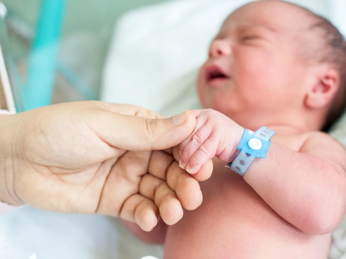 13-year-old girl gives birth in Georgia