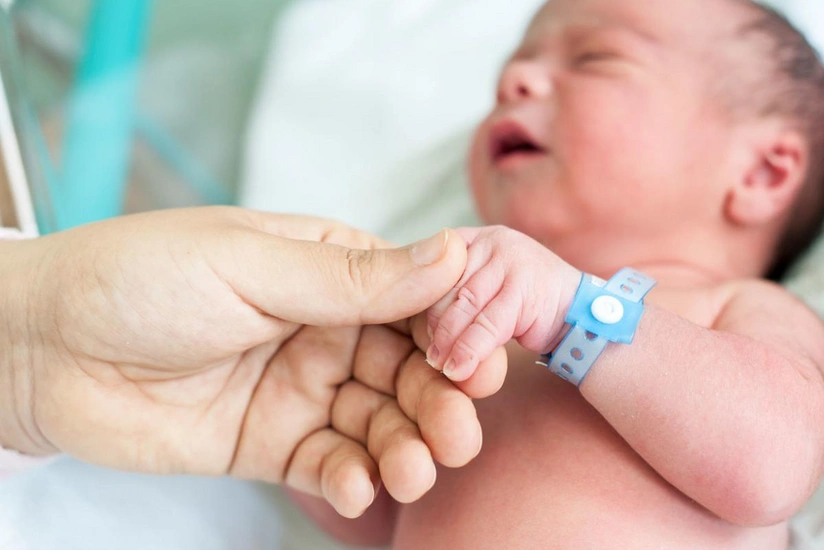 13-year-old girl gives birth in Georgia