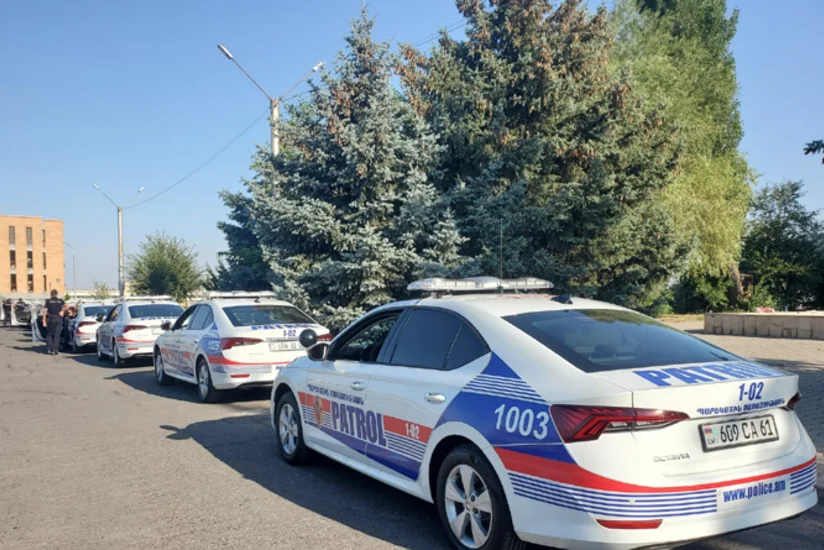 Ermənistanda oğurluqda şübhəli bilinən polislərə qarşı cinayət işi açılıb