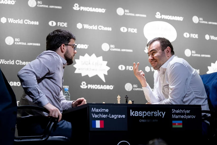 FIDE Qran-prisi: Məmmədyarovun oyununda ilk gedişi serbiyalı nazir edib