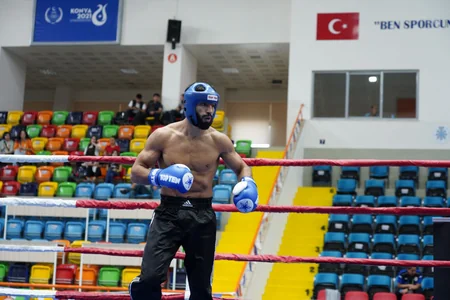 İslamiada: Azərbaycanın iki kikboksçusu finala çıxıb, dördü medal qazanıb