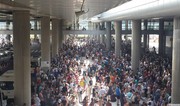 В российских аэропортах наблюдается коллапс, отменяются сотни рейсов