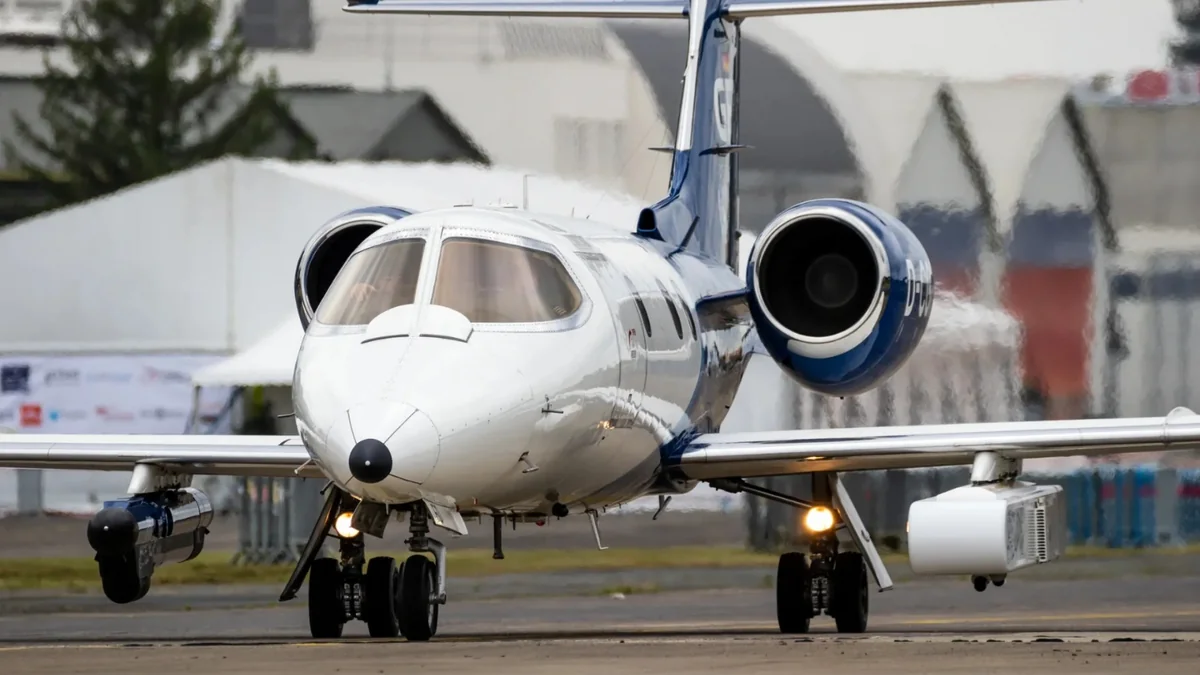 KİV: Arizonada iki təyyarə toqquşub, ölən var