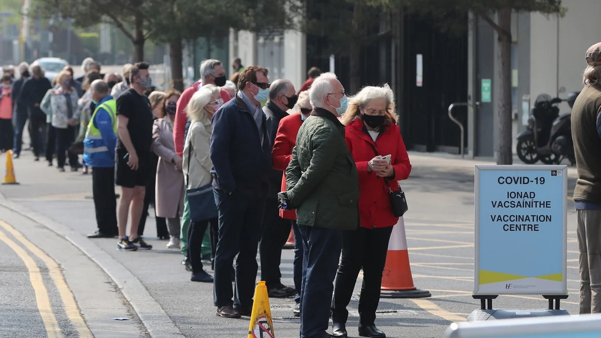 Britaniyada yaşlıların 75 faizindən çoxu vaksinasiyadan keçib