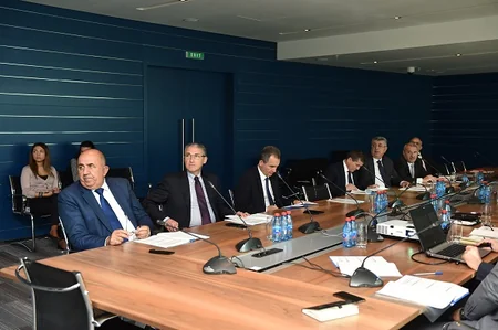 SOCAR-ın Xaricdə Təhsil üzrə Təqaüd Proqramı Komissiyasının iclası keçirilib