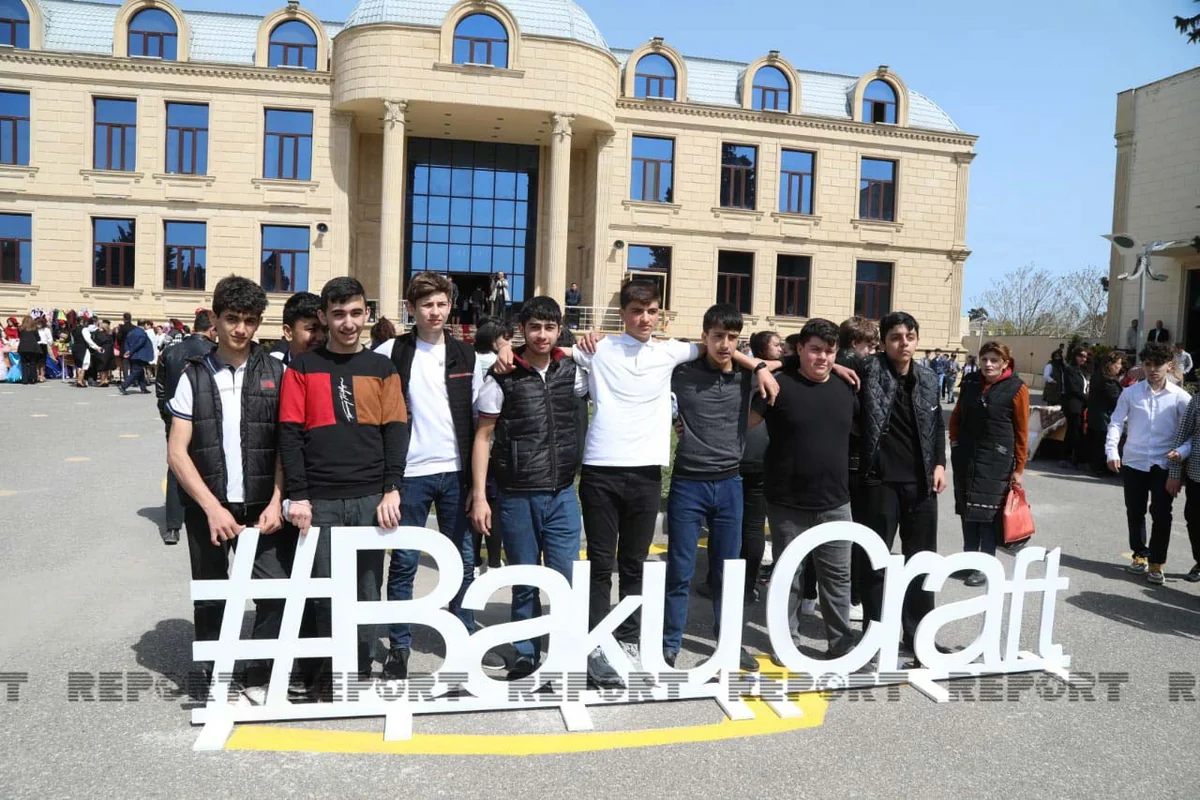 Mədəniyyət və Sənətkarlıq üzrə Bakı Dövlət Peşə Təhsil Mərkəzində “açıq qapı” günü keçirilir