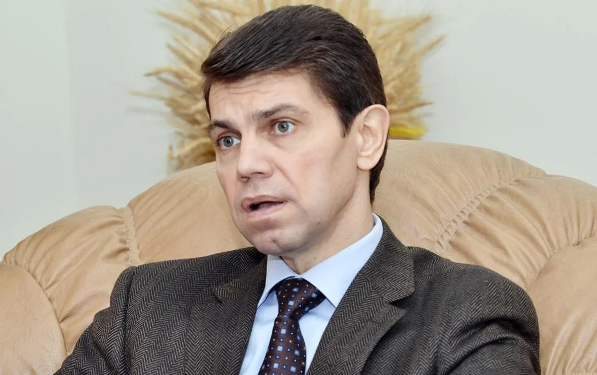 Səfir: Azərbaycan ərazisindən keçən nəqliyyat marşrutu Ukrayna üçün vacibdir