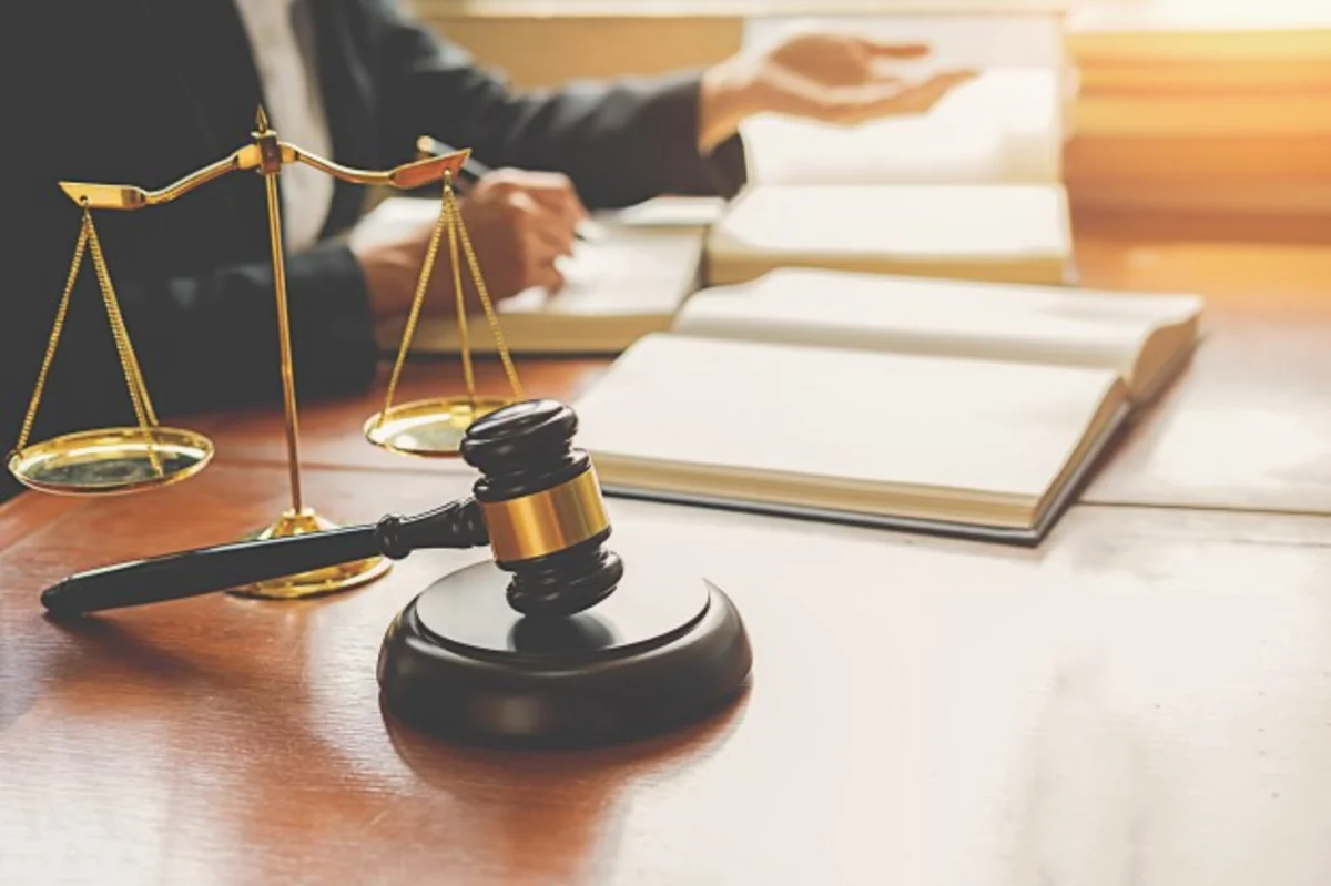 Arvadını öldürüb özünü güllələyən şəxs: Silahı təmizləyərkən ehtiyatsızlıqdan atəş açdım