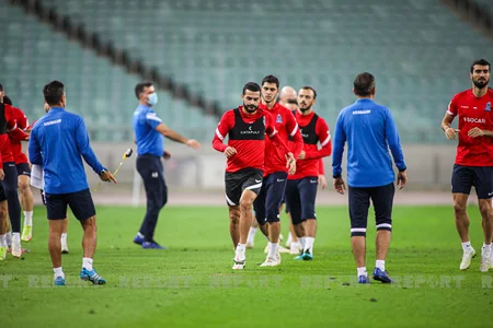 Azərbaycan millisi Portuqaliya ilə oyun öncəsi son məşqinə çıxıb