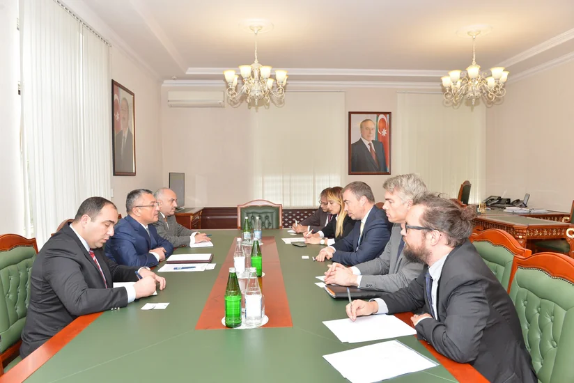 Rövşən Rzayev Avropa İttifaqının Cənubi Qafqaz üzrə xüsusi nümayəndəsi ilə görüşüb