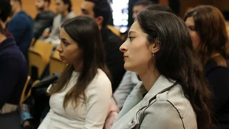 İtaliyada təhsil alan azərbaycanlı tələbələrlə görüş keçirilib
