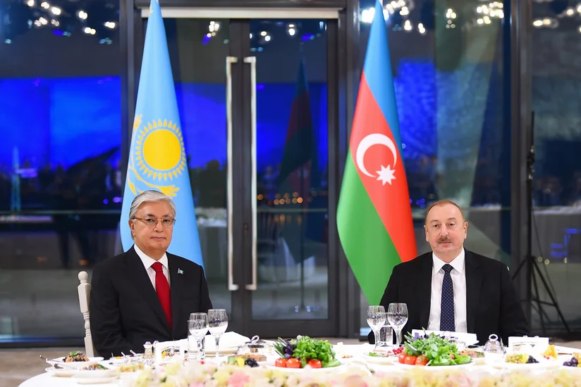 Kasım-Jomart Tokayevin şərəfinə dövlət ziyafəti verilib - YENİLƏNİB