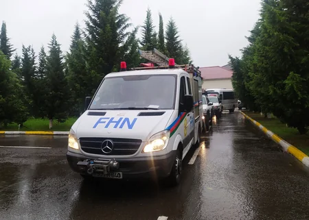 Nəqliyyat qəzaları zamanı xilasetmə əməliyyatları barədə təlim keçirilib