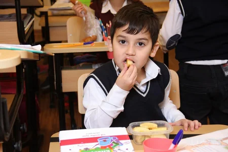 Bakı məktəbinin qeyri-adi sinif otağından - REPORTAJ