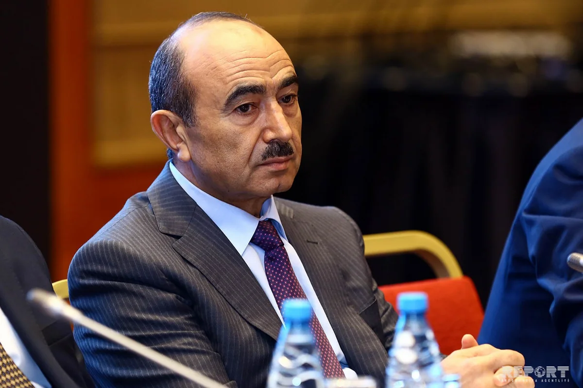 Prezidentin köməkçisi: Dialoqun əksi qarşıdurma və qeyri-qanuni mübarizədir