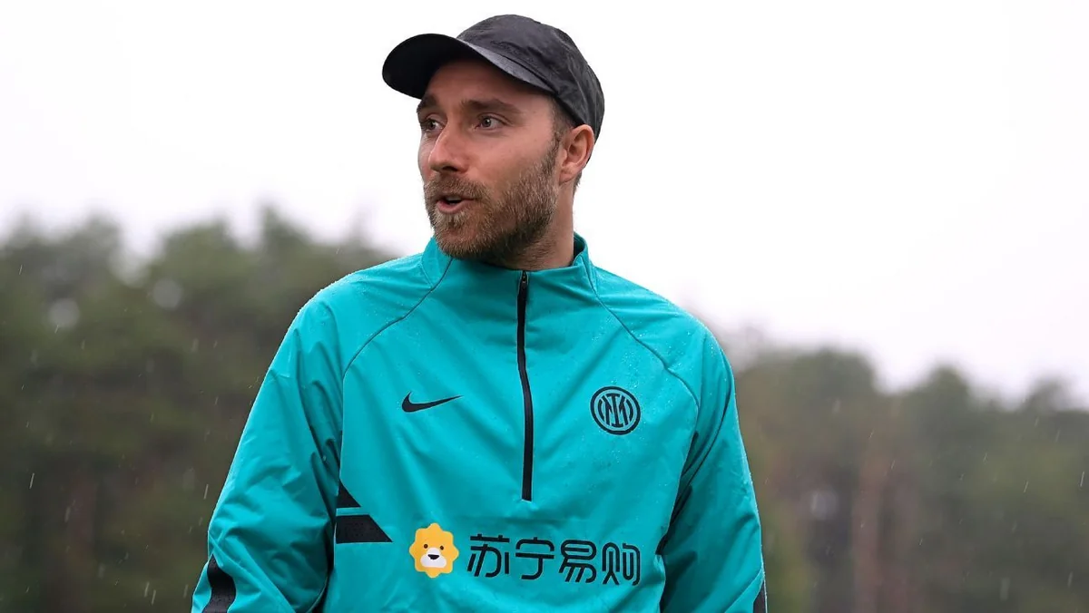 Kristian Eriksen sabiq komandasında topla məşqlərə başlayıb