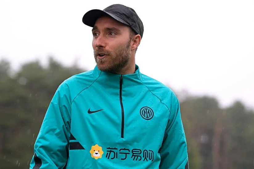 Kristian Eriksen sabiq komandasında topla məşqlərə başlayıb