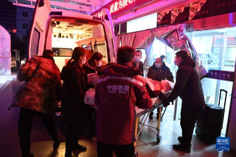 Çində güclü zəlzələ nəticəsində ölənlərin sayı 126 nəfərə çatıb - YENİLƏNİB-5