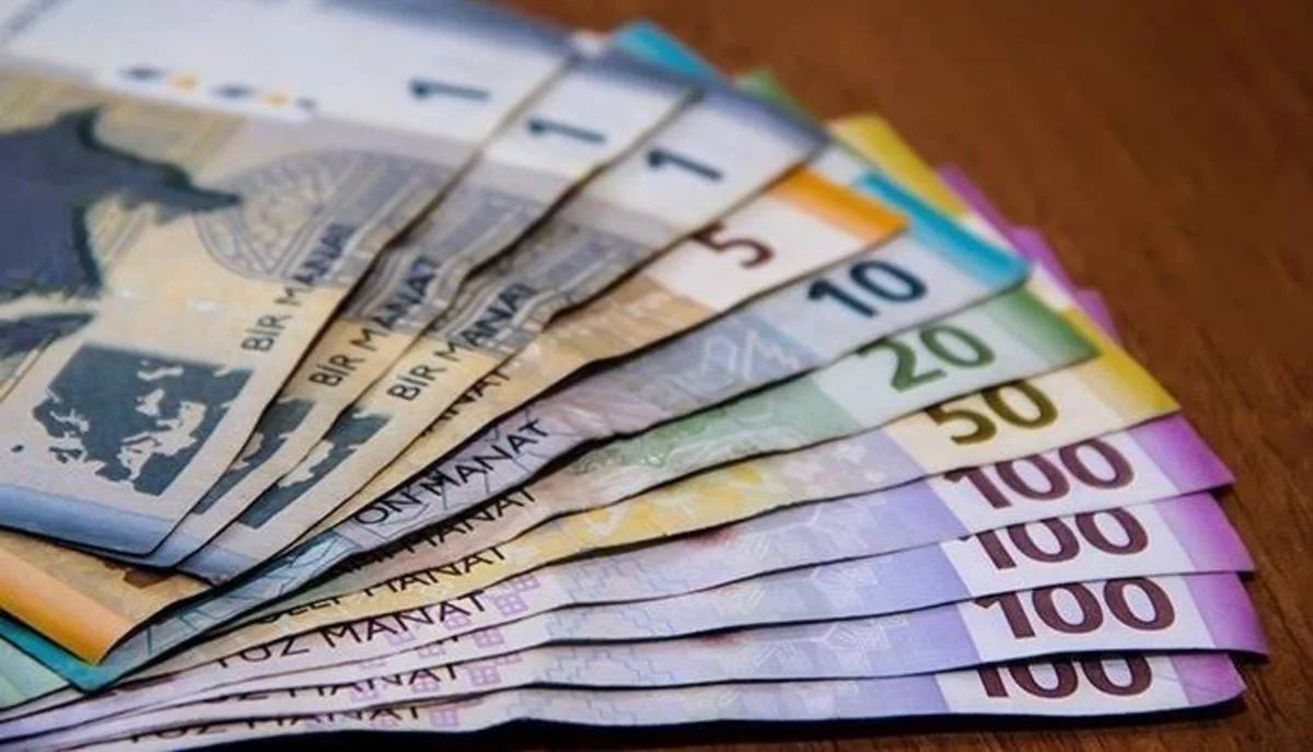 Bakıda marşrut avtobusundan pul oğurlanıb