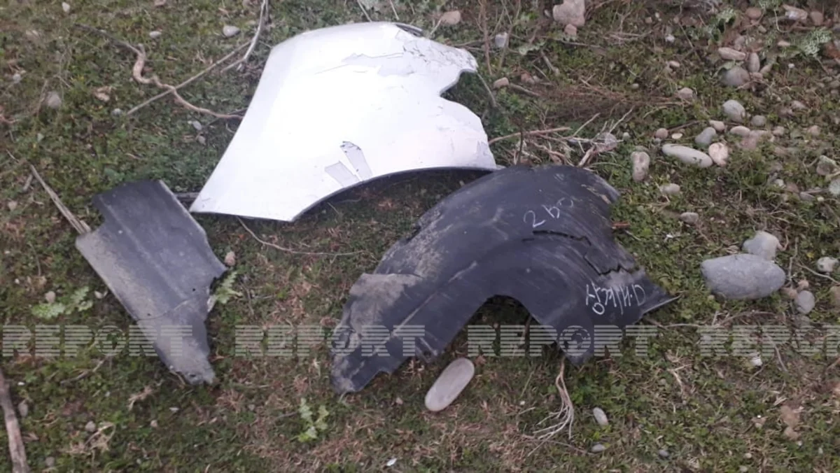 Kürdəmirdə avtomobil aşıb: 3 nəfər ölüb, 1-i xəsarət alıb