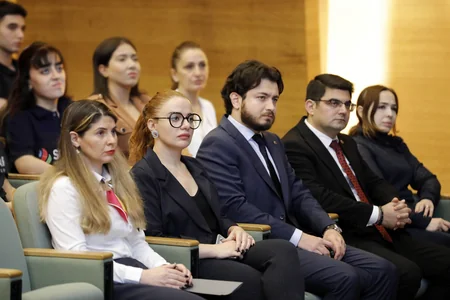 Rövşən Nəcəf: “SOCAR Könüllüləri” böyük könüllü ailəsinin üzvünə çevrilib”