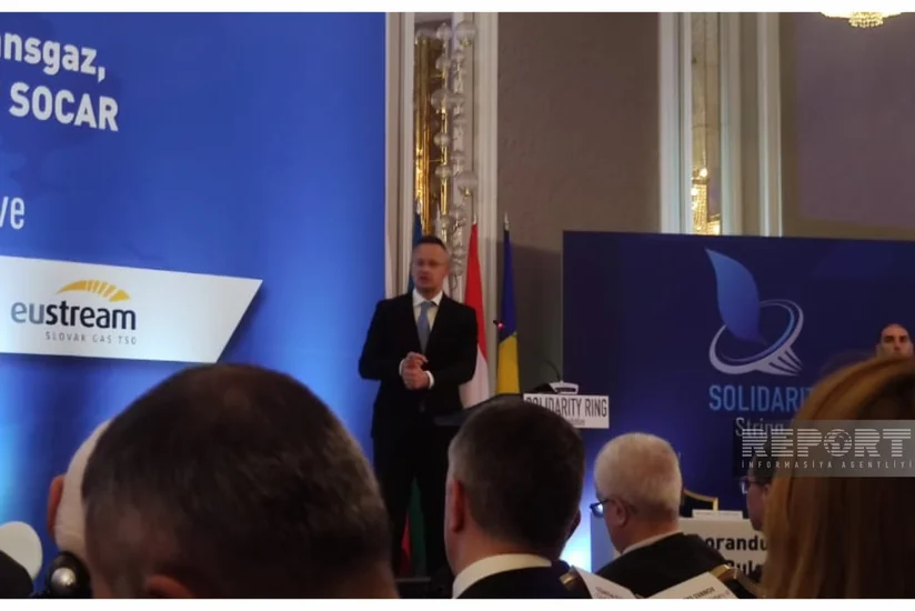 Глава МИД Венгрии: Азербайджанский газ имеет особое значение для диверсификации энергопоставок в Европу