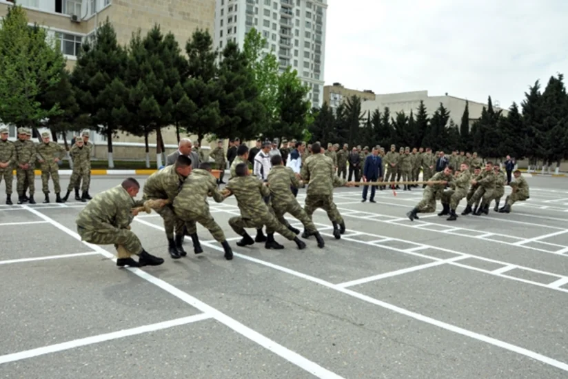 Hərbi Liseydə Milli Qəhrəman Mübariz İbrahimovun xatirəsinə həsr olunan hərbi oyunlar keçirilib