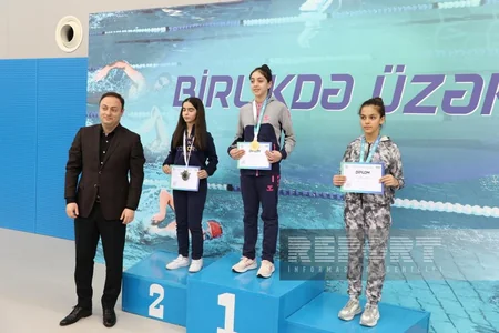 “Birlikdə üzək” adlı üzgüçülük yarışının qalibləri mükafatlandırılıblar