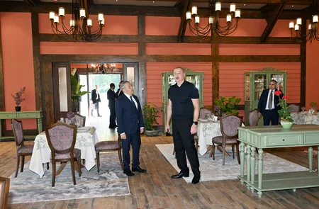 Prezident Şuşada “İsa bulağı” istirahət kompleksinin açılışında iştirak edib - YENİLƏNİB