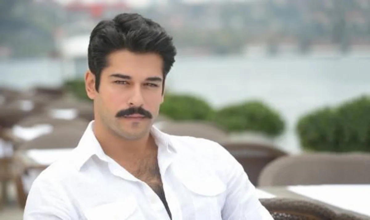 Türkiyənin tanınmış sənətçiləri Bakıya gəlir