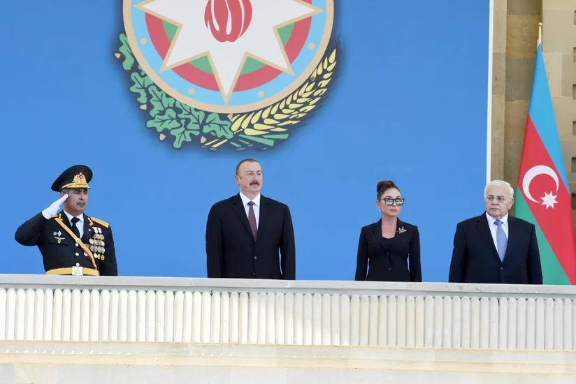 Президент: Азербайджан и впредь будет закупать самое современное вооружение и технику