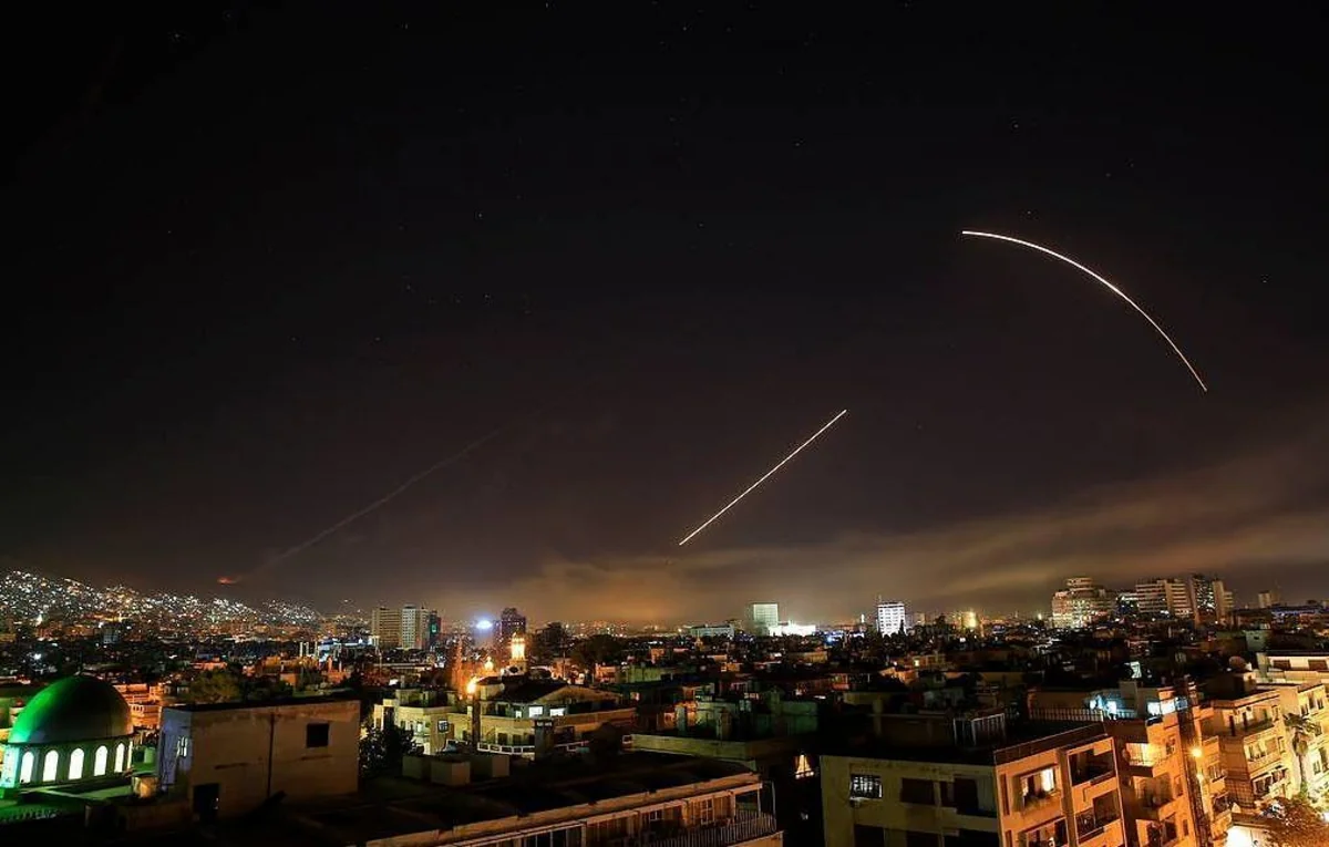 ПВО Сирии поразили воздушные цели противника около Дамаска