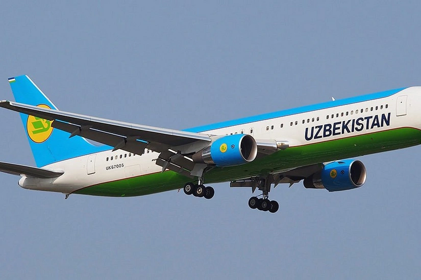Самолет Uzbekistan Airways совершил внеплановую посадку в Навои из‑за ухудшения самочувствия пассажира