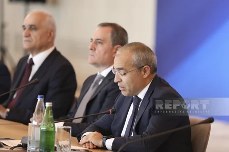 Bakıda “Vətənə, xalqa və dövlətçiliyə misilsiz xidmətin 20 ili” mövzusunda konfrans keçirilib - YENİLƏNİB